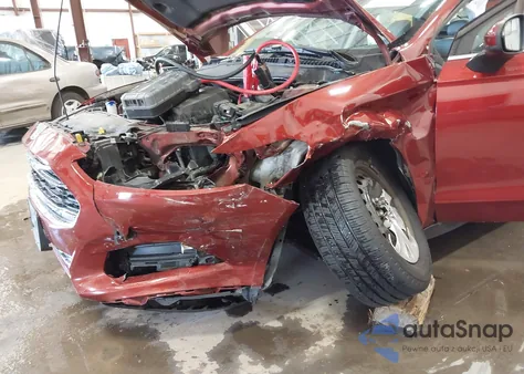 2014 Ford Fusion S z USA, uszkodzony, nr VIN 3FA6P0G7XER337166